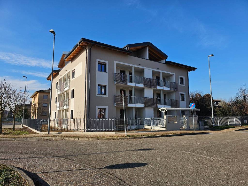 Appartamento a Casorate primo in Via Giovanni Di Bella - Foto 2
