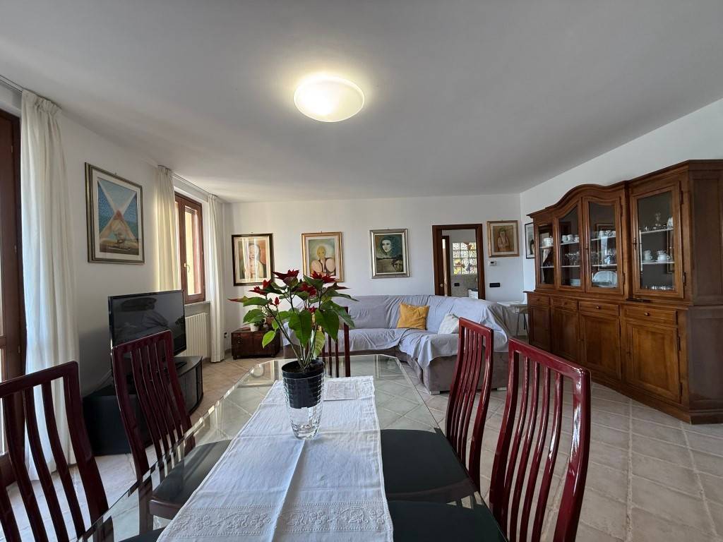 Appartamento a Zelo buon persico in Viale Europa - Foto 4