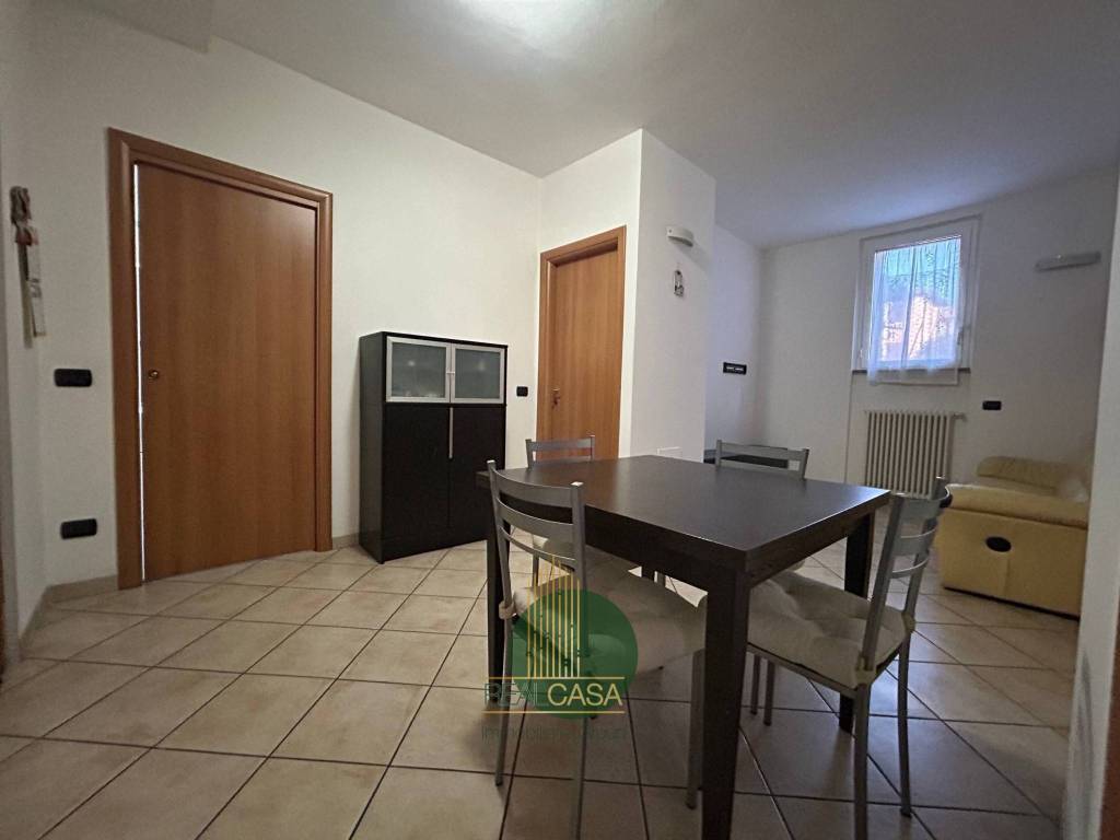 Appartamento a Lomazzo in Via Milano - Foto 2