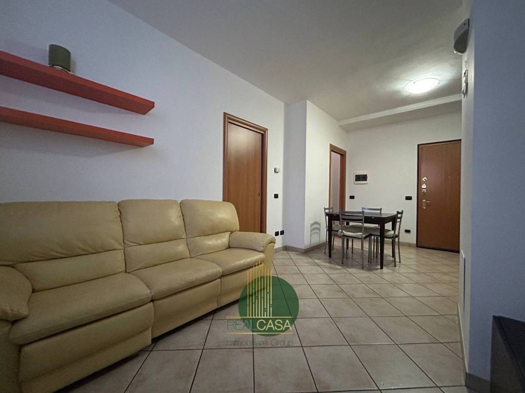 Appartamento a Lomazzo in Via Milano - Foto 4