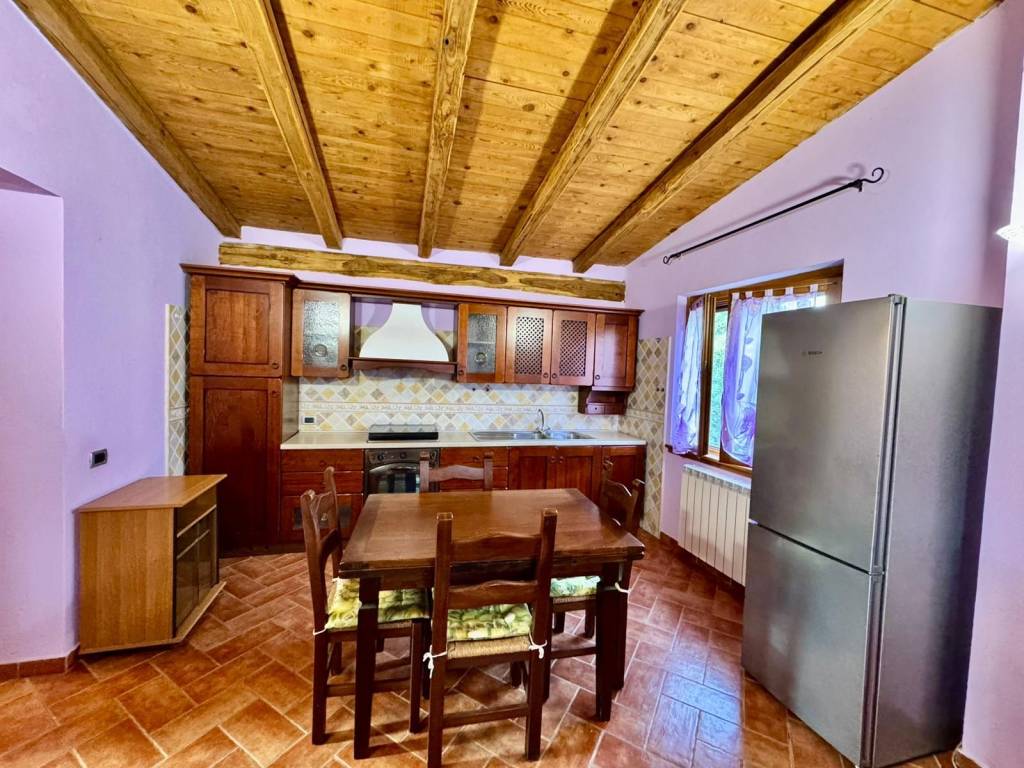 Appartamento a Bracciano in Via Pisciarelli - Foto 2