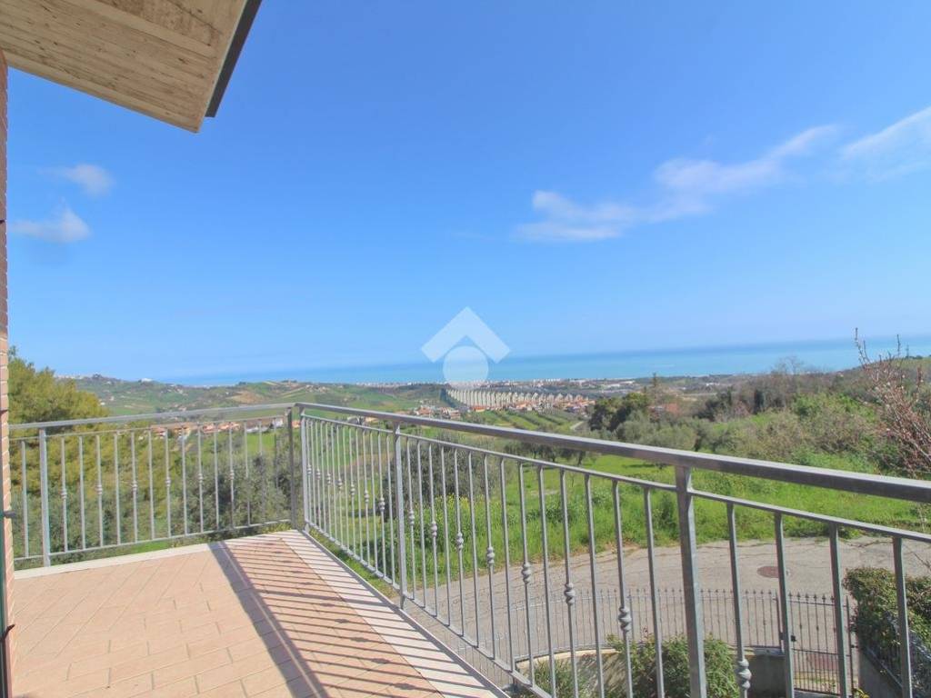 Villetta a schiera a Mosciano sant'angelo in Via Fonte Murata - Foto 3