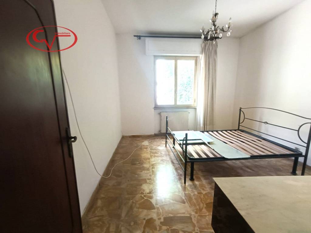 Appartamento a Loro ciuffenna in Viale Roma - Foto 4