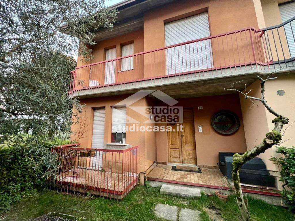Villetta a schiera a Costa volpino - Foto 4