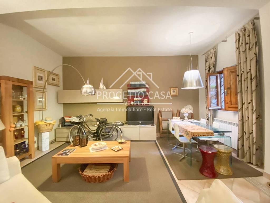 Villa a Viareggio in Via Roma - Foto 2