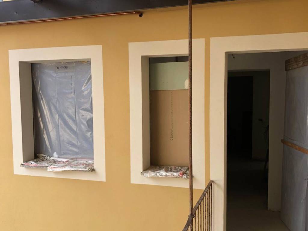 Appartamento a Carugo in Via Enrico Tazzoli - Foto 2