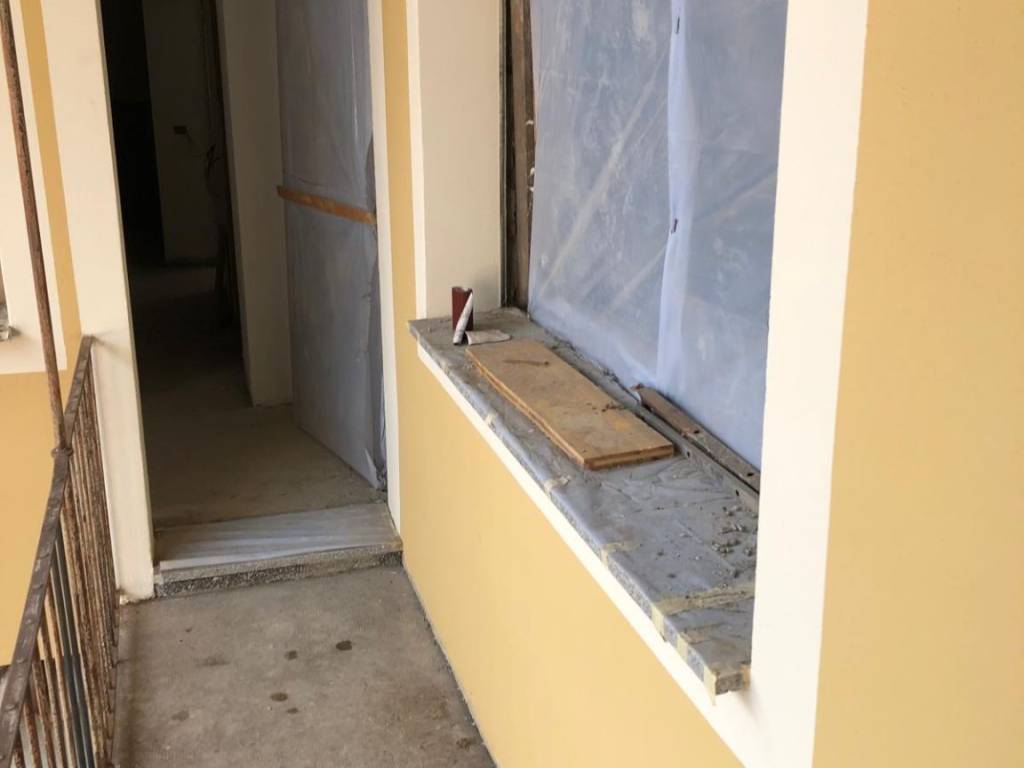 Appartamento a Carugo in Via Enrico Tazzoli - Foto 3