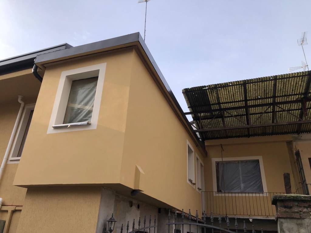 Appartamento a Carugo in Via Enrico Tazzoli - Foto 5