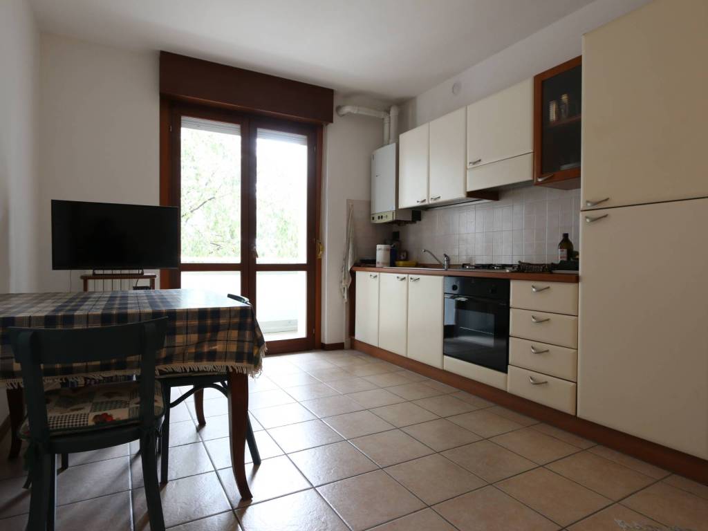 Appartamento a Verona in Strada Le Grazie - Foto 3