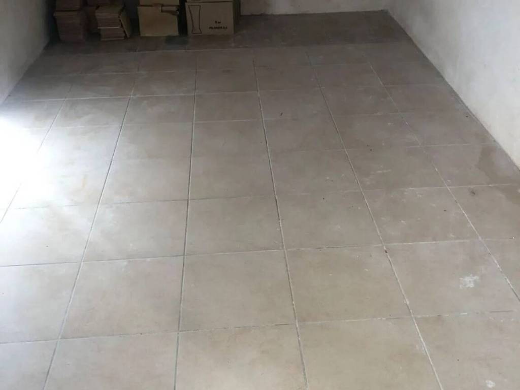 Box / garage a Pontedera in Via Cadorna - Foto 2