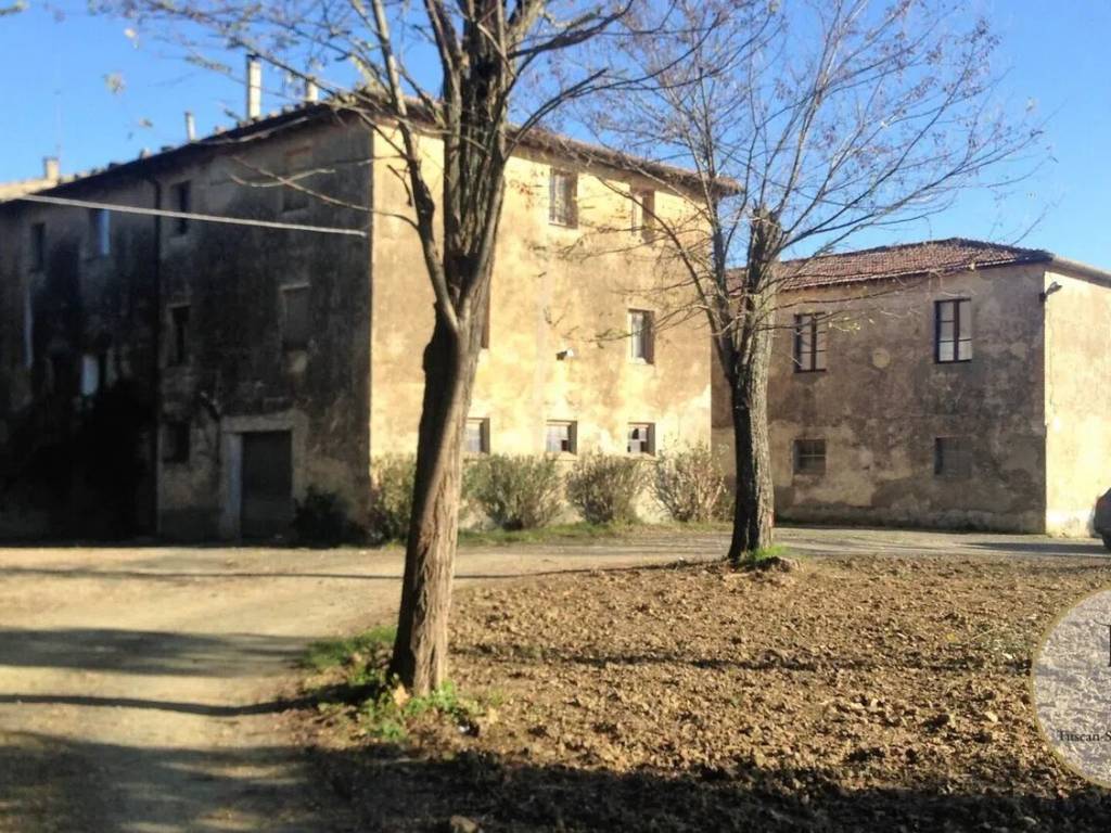 Villa a Volterra in Viale Rosso Fiorentino No Number - Foto 2