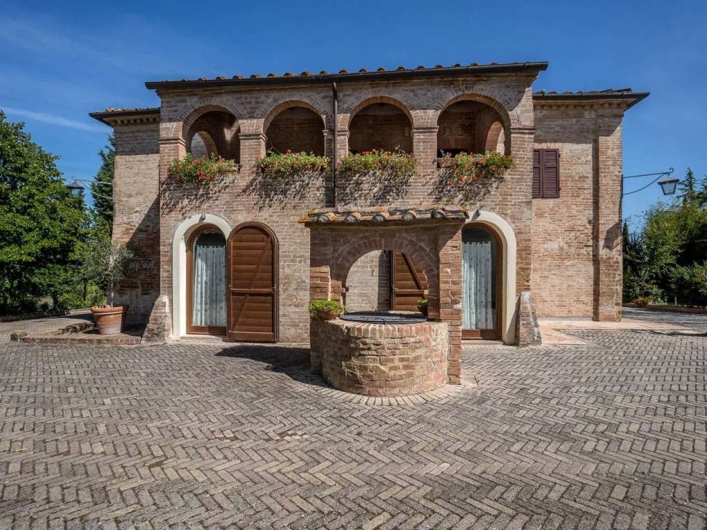 Villa a Siena in Neighbourhood: Duprè - Piazza Del Mercato - Foto 4