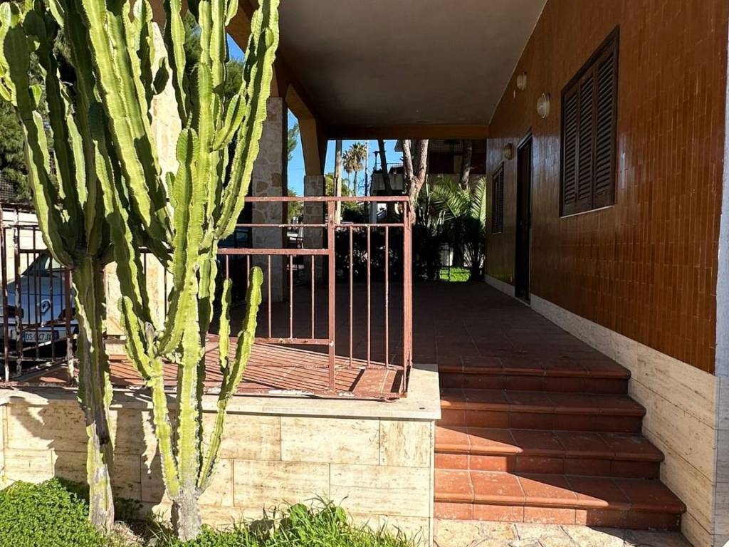 Villa a Leporano in Via Lido Gandoli - Foto 3
