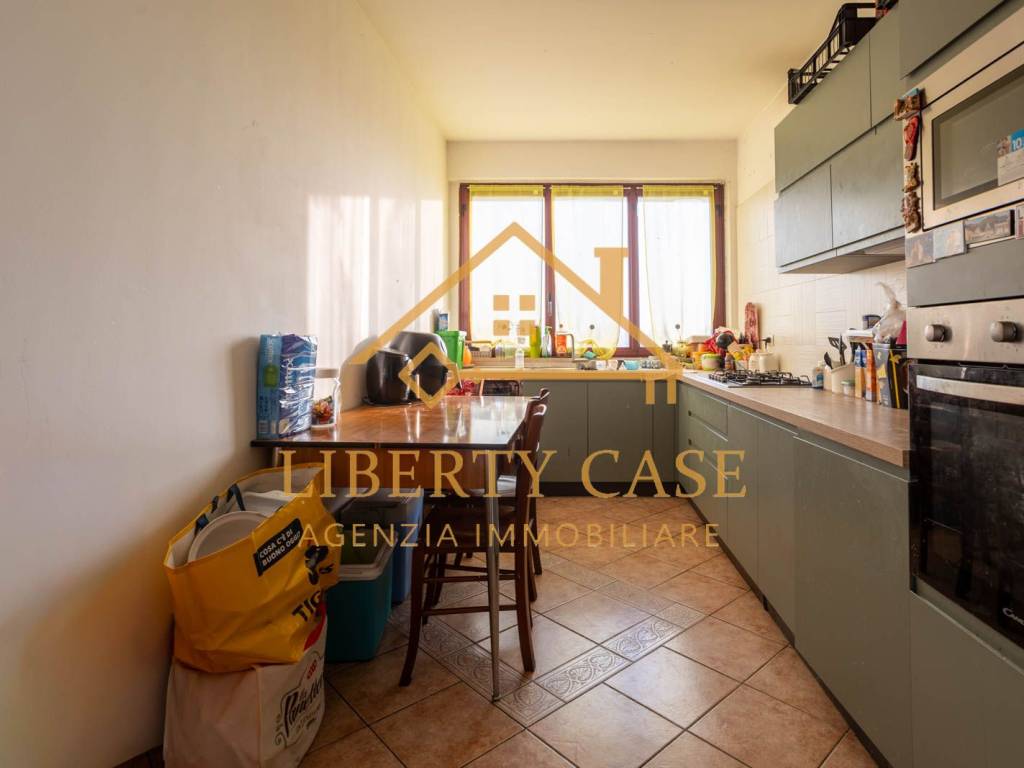 Appartamento a Vercelli in Via Monfalcone, 18 - Foto 4