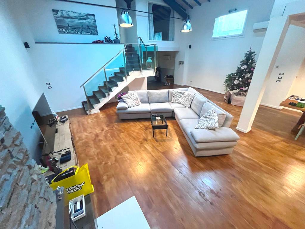 Loft / open space a Prato in Via Matteo degli Organi, 152 - Foto 2