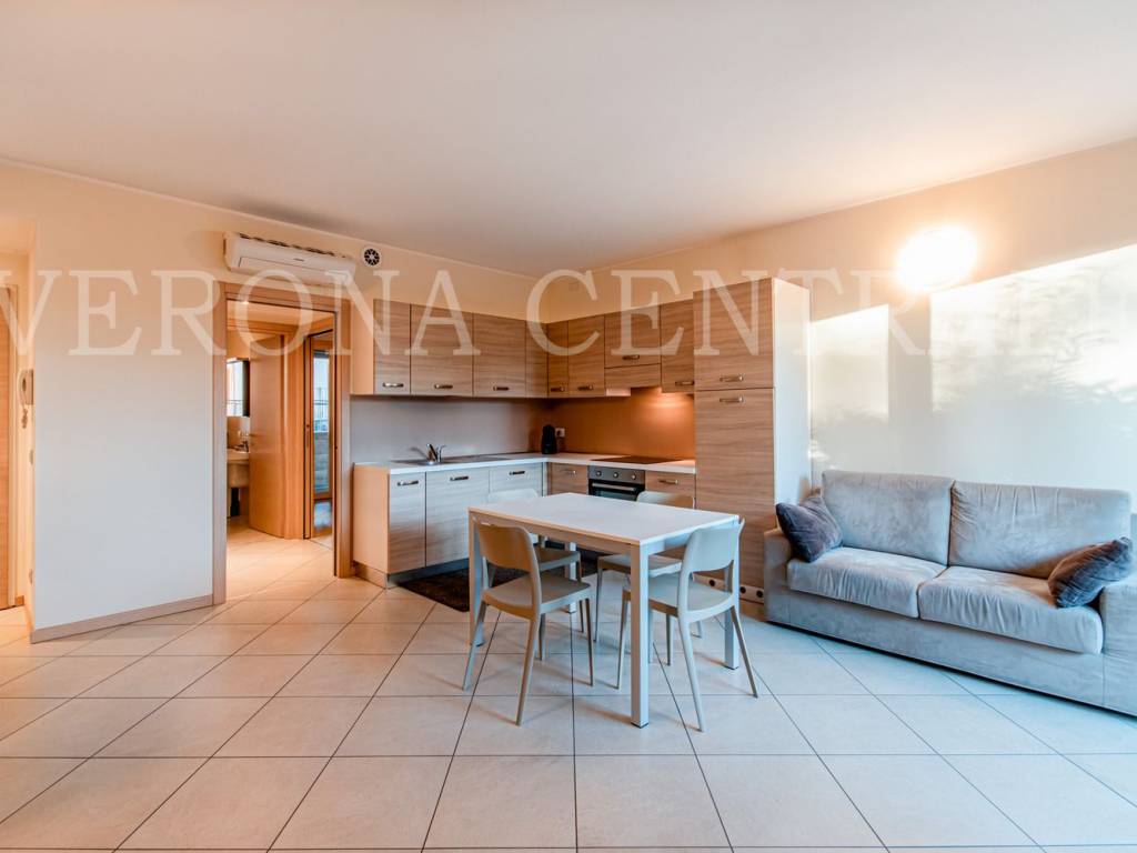 Appartamento a Verona in Via Pietro Paolo Martinati - Foto 2