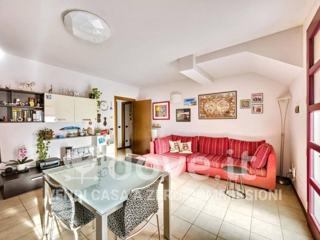 Appartamento a Porto mantovano in Via Calipari - Foto 4