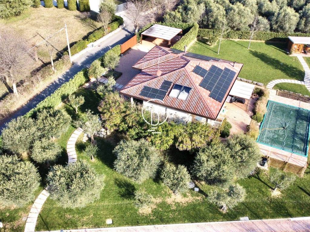 Villa a Lonato del garda in Via dei Colli - Foto 2