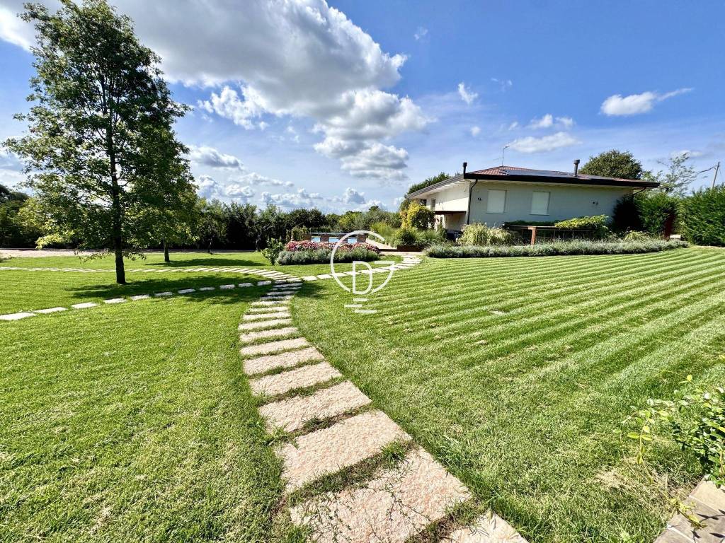 Villa a Lonato del garda in Via dei Colli - Foto 4