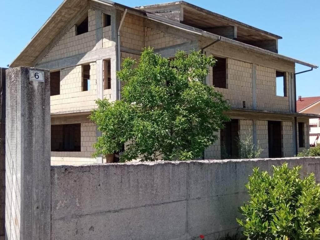 Villa a Avezzano in Via G. Bianchi, 2 - Foto 3
