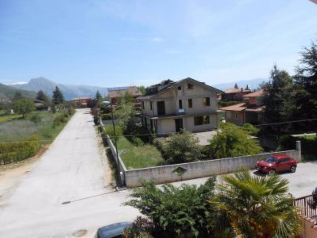 Villa a Avezzano in Via G. Bianchi, 2 - Foto 4