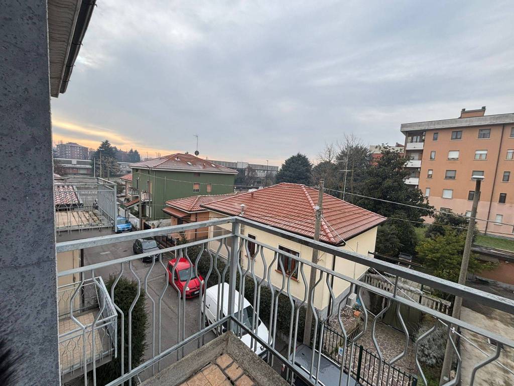 Appartamento a Paderno dugnano in Via Andrea Doria - Foto 4