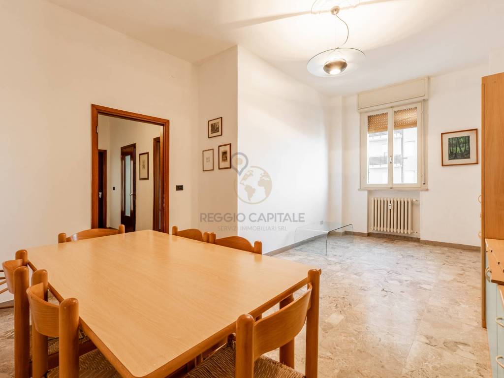 Appartamento a Reggio emilia in Viale Trento Trieste - Foto 4