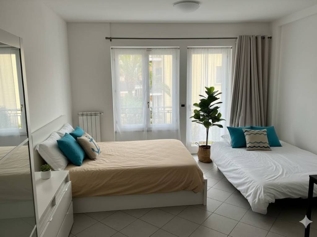 Loft / open space a Imperia in Via Aurelia, 2 - Foto 3