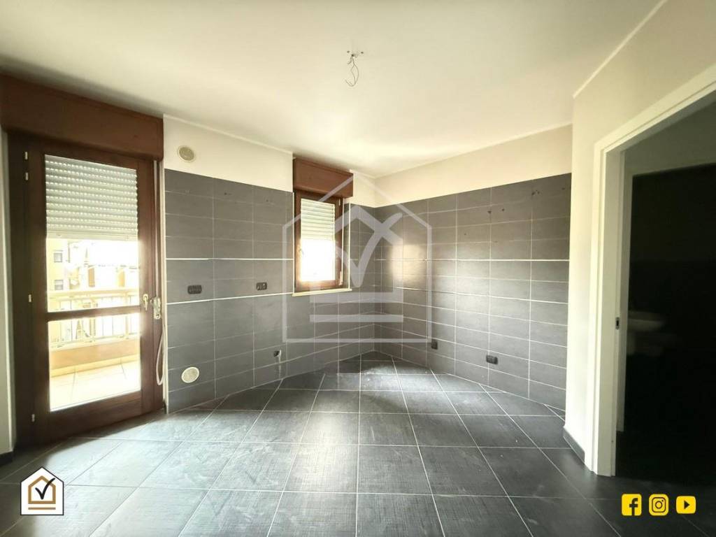 Appartamento a Bari in Via Francesco Eugenio Silvestri - Foto 2