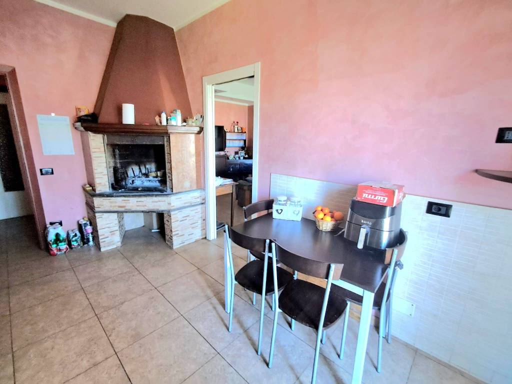 Appartamento a Ronciglione in Via Attilio Orlandi - Foto 3