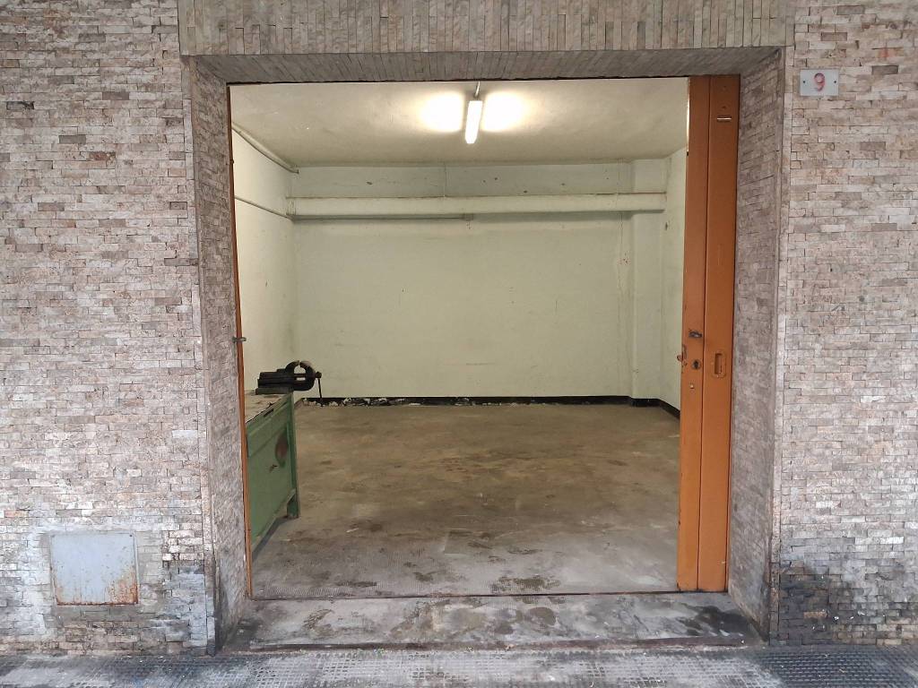 Box / garage a Genova in Via Giovanni Guglielmo Longo - Foto 3