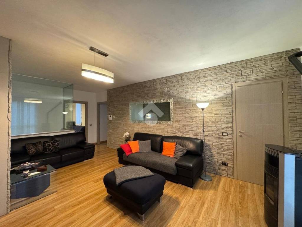 Casa indipendente a Vaprio d'agogna in Vicolo S. Giuseppe, 3 - Foto 3