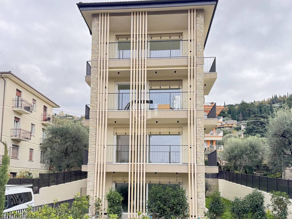 Appartamento a Torri del benaco in località Bionde - Foto 4