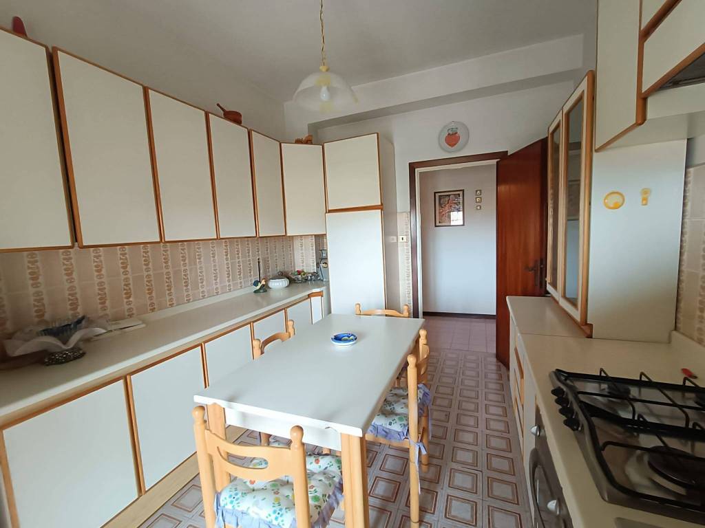 Appartamento a Anguillara sabazia in Via Comunale di San Francesco - Foto 4