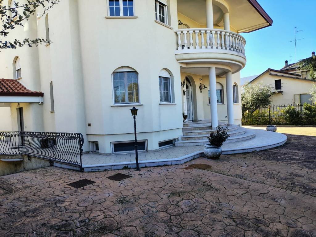 Villa a Lanciano in Via Brigata Maiella - Foto 3