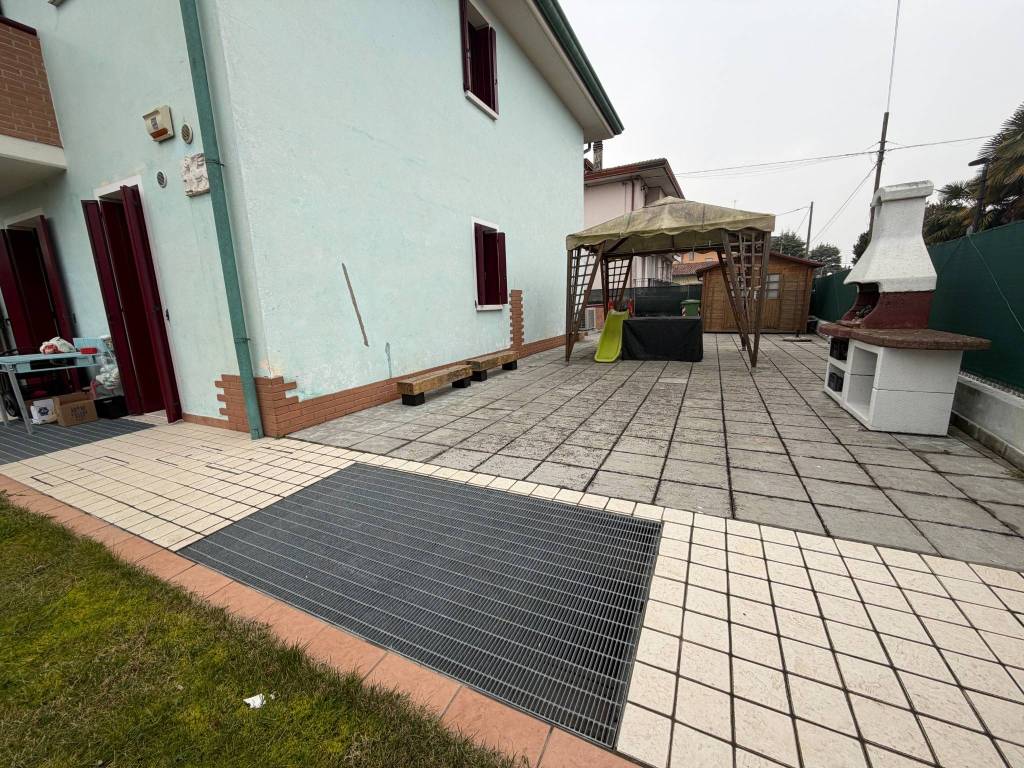 Appartamento a Mira in Via Papa Giovanni XXIII - Foto 2