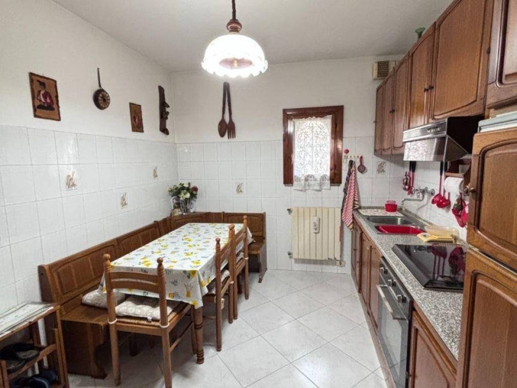 Villa a Pisa in Via dell'Arginone, 27 - Foto 4