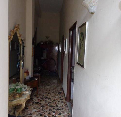 Villa a Giarre in Via Alcide De Gasperi - Foto 2