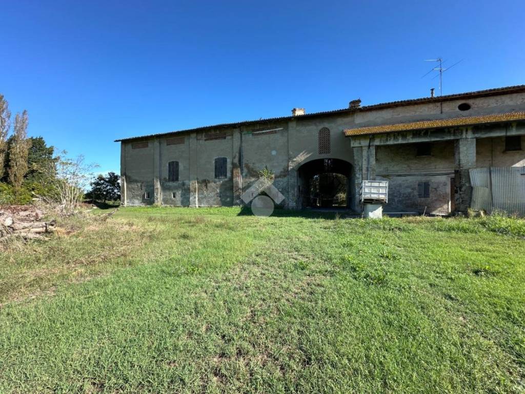 Rustico / casale a Castelnovo di sotto in Via Peschiera, 20 - Foto 2