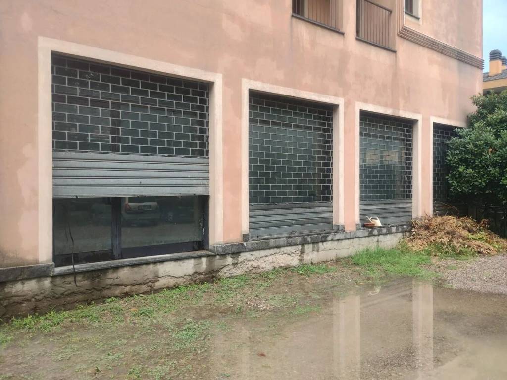 Immobile a Busto arsizio in Viale Giuseppe Borri S.N.C. - Foto 4