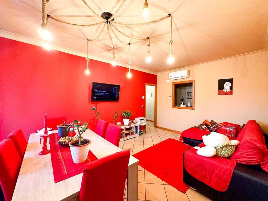 Appartamento a Desenzano del garda in Via Papa Giovanni XXIII - Foto 4