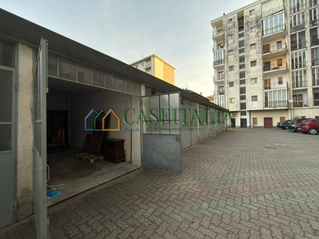 Box / garage a Banchette in Via Roma, 18 - Foto 2