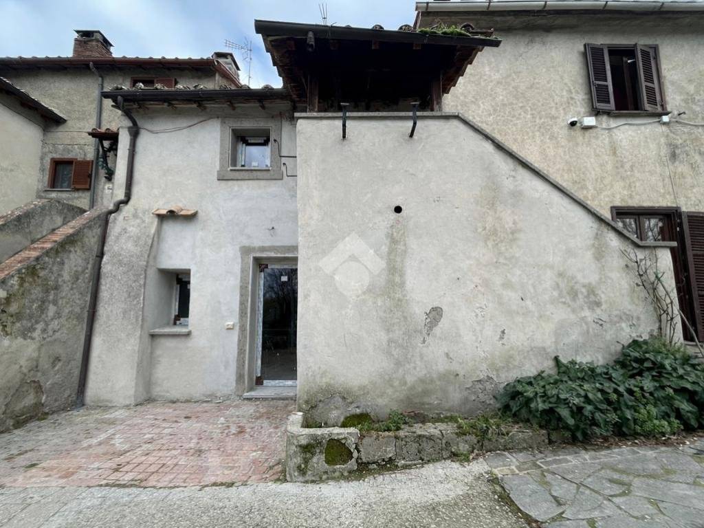 Casa indipendente a Viterbo in Strada del Canale - Foto 3