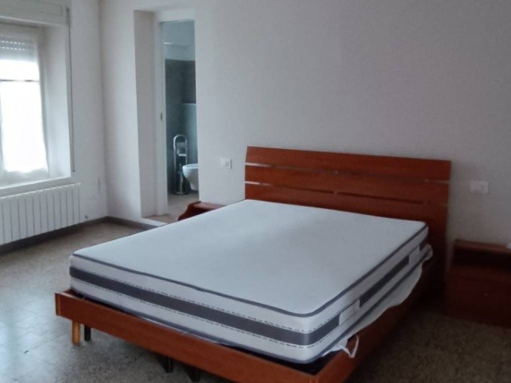 Appartamento a Trecate in Via Antonio Gramsci - Foto 4