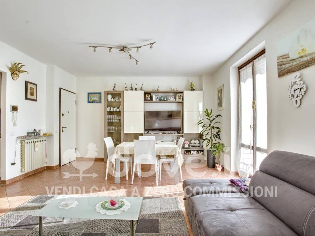 Appartamento a Sangiano in Via Carlo Alberto - Foto 3