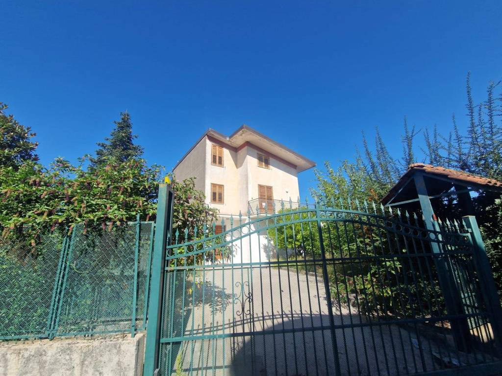 Villa a San michele di serino in Via Serroni - Foto 3