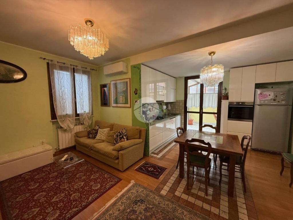 Appartamento a Fano in Via Massimo D'Antona, 19 - Foto 3