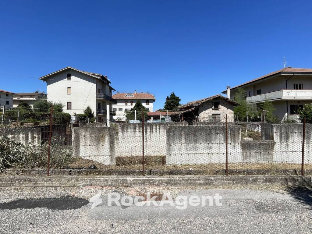 Terreno a Civitella del tronto in Via G. Falcone - Foto 3