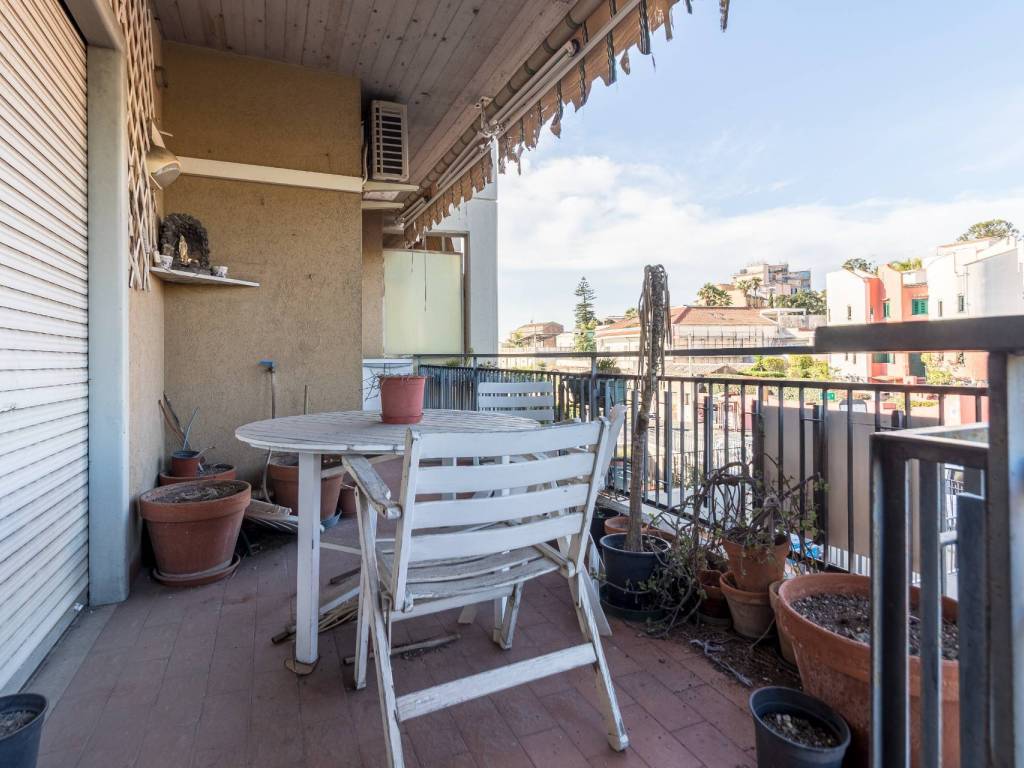 Appartamento a Catania in Via Leucatia - Foto 4