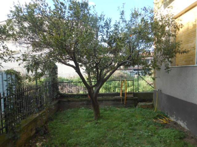 Villa a Vairano patenora in Via Raffaele Viviani - Foto 3